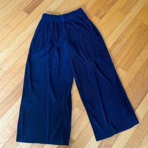 Uniqlo wide leg pants